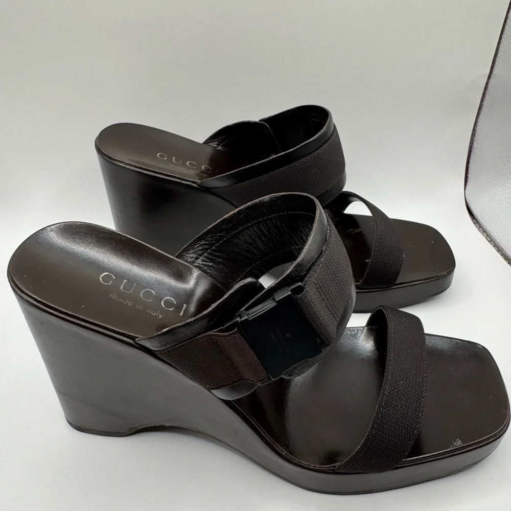 Gucci Women's Brown Platform Slides - Picture 3 of 6